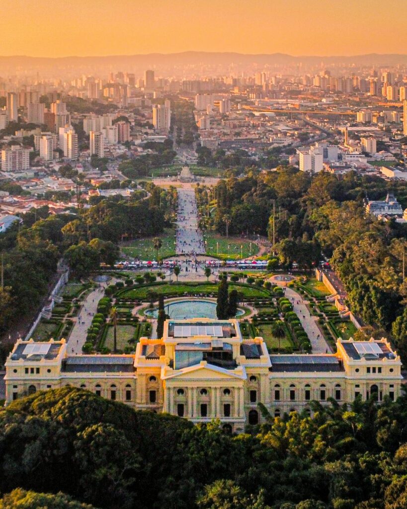 pexels-beto-mendes-2643157-29381934-819x1024 Do Litoral à Serra: Descubra 5 Joias Escondidas entre as Cidades de São Paulo