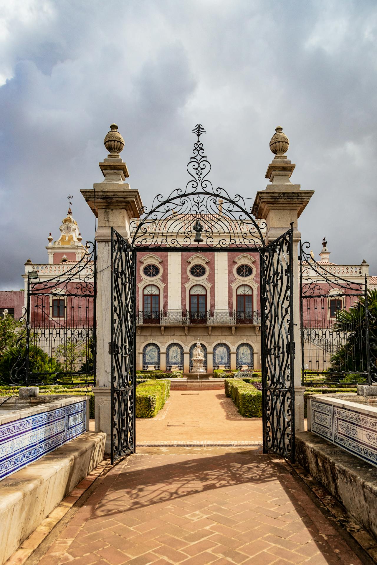 pexels-magda-ehlers-pexels-2606600 Cidades para conhecer em Portugal: 10 Cidades Fascinantes