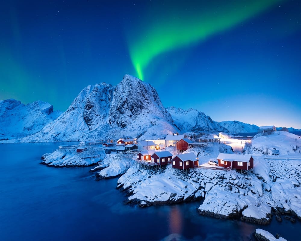 Cidades na Noruega Aurora Boreal