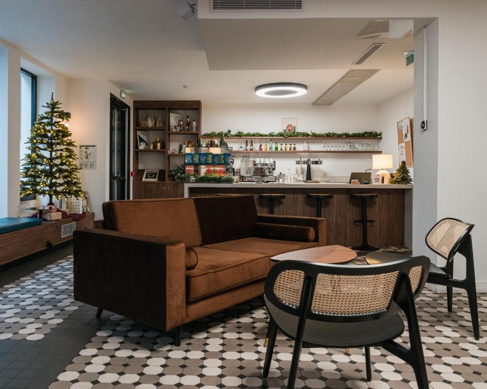 528381825 Hostel e Albergue em Paris | Conheça os Melhores