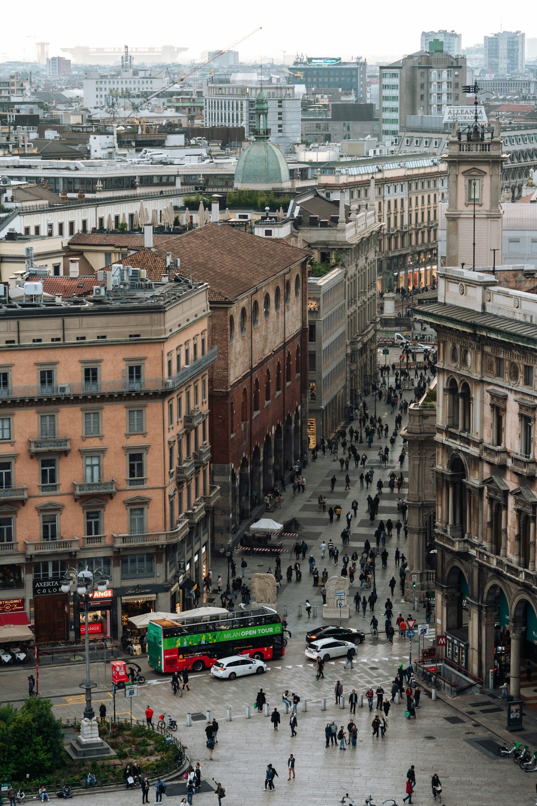 aditya-chinchure-lnBvP-2vNmc-unsplash-scaled Milão no inverno: o que fazer na capital da moda nos meses mais frios