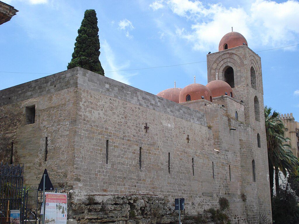 igreja-San-Giovanni-Degli-Eremiti-palermo Palermo, Sicília: caos encantador, sabores intensos e história viva