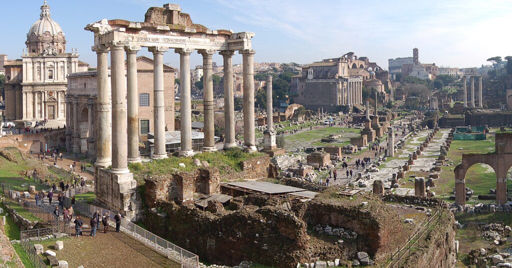 1280px-Ancient_pano_4362583154_cropped-1024x536 🏛️15 Razões para Visitar Roma: Uma Ode à Cidade Eterna