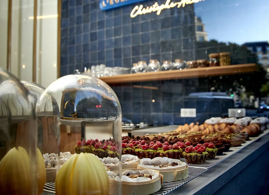 Chocolate-quente-no-LEclair-de-Genie-1024x745 🌧️ Paris com Chuva – 20 lugares para visitar