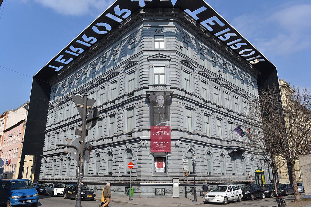 House_of_Terror_Budapest Budapeste ou Praga: Qual é o melhor destino?