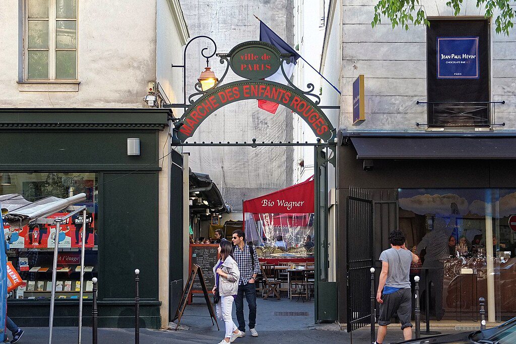 Marche_des_Enfants-Rouges_Paris 🌧️ Paris com Chuva – 20 lugares para visitar