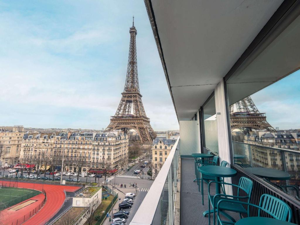 Hotéis com Vista para a Torre Eiffel: Onde o Romance Encontra Paris