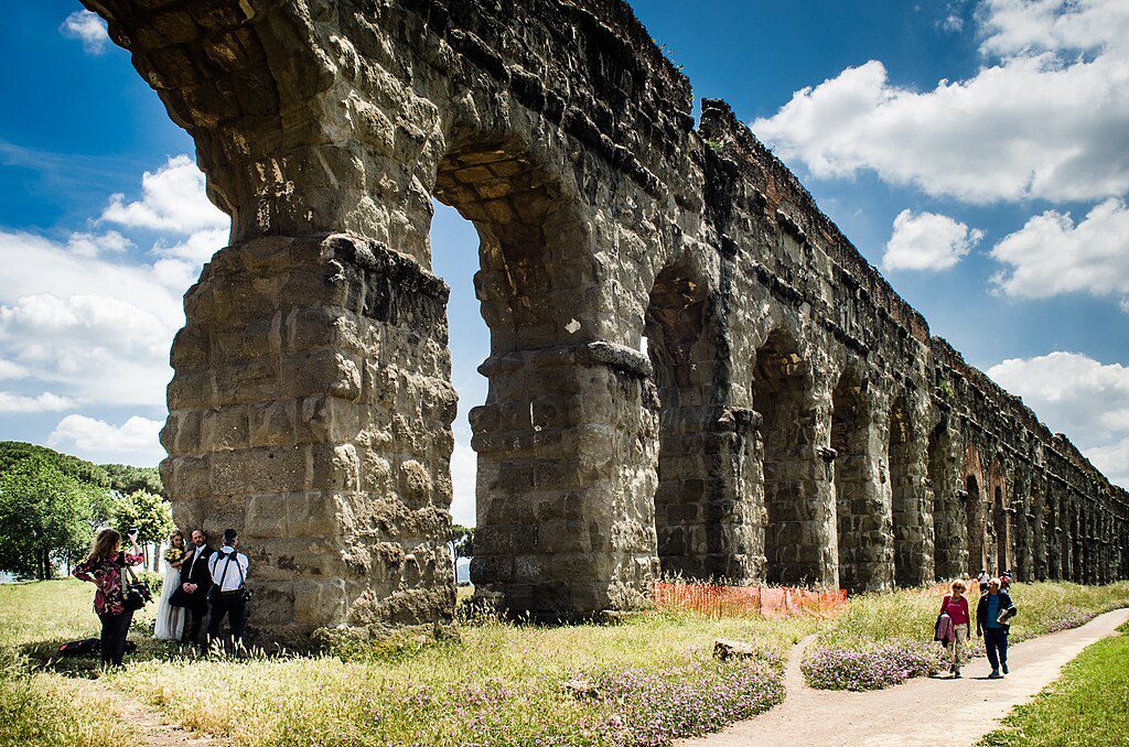 Roma_-_Gita_al_Parco_degli_Acquedotti_ 🏛️15 Razões para Visitar Roma: Uma Ode à Cidade Eterna