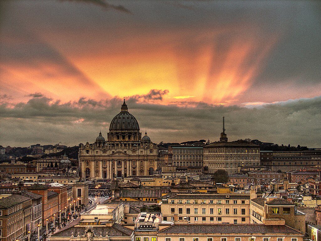Vatican_Sunset_-_Rome_Italy_ 🏛️15 Razões para Visitar Roma: Uma Ode à Cidade Eterna