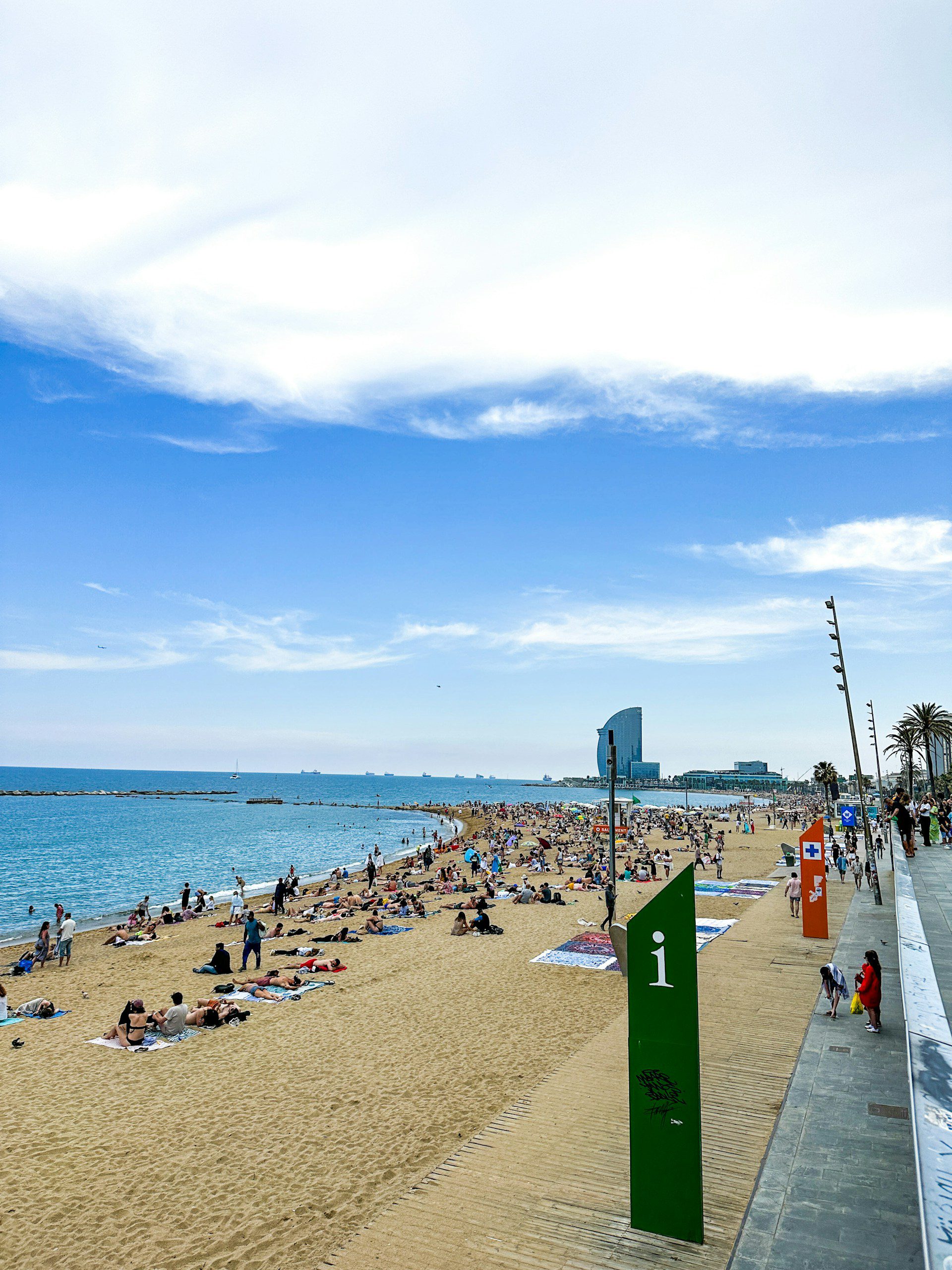 corey-buckley-awRMzLuVN8A-unsplash ✨ 15 Razões para Visitar Barcelona: Uma Cidade que Encanta em Cada Esquina ✨