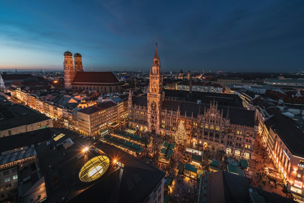 daniel-sessler-C6l894Q7wpI-unsplash-1024x683 🎄 Mercados de Natal na Alemanha – Os 12 Mais Incríveis para Visitar em 2025 🎅