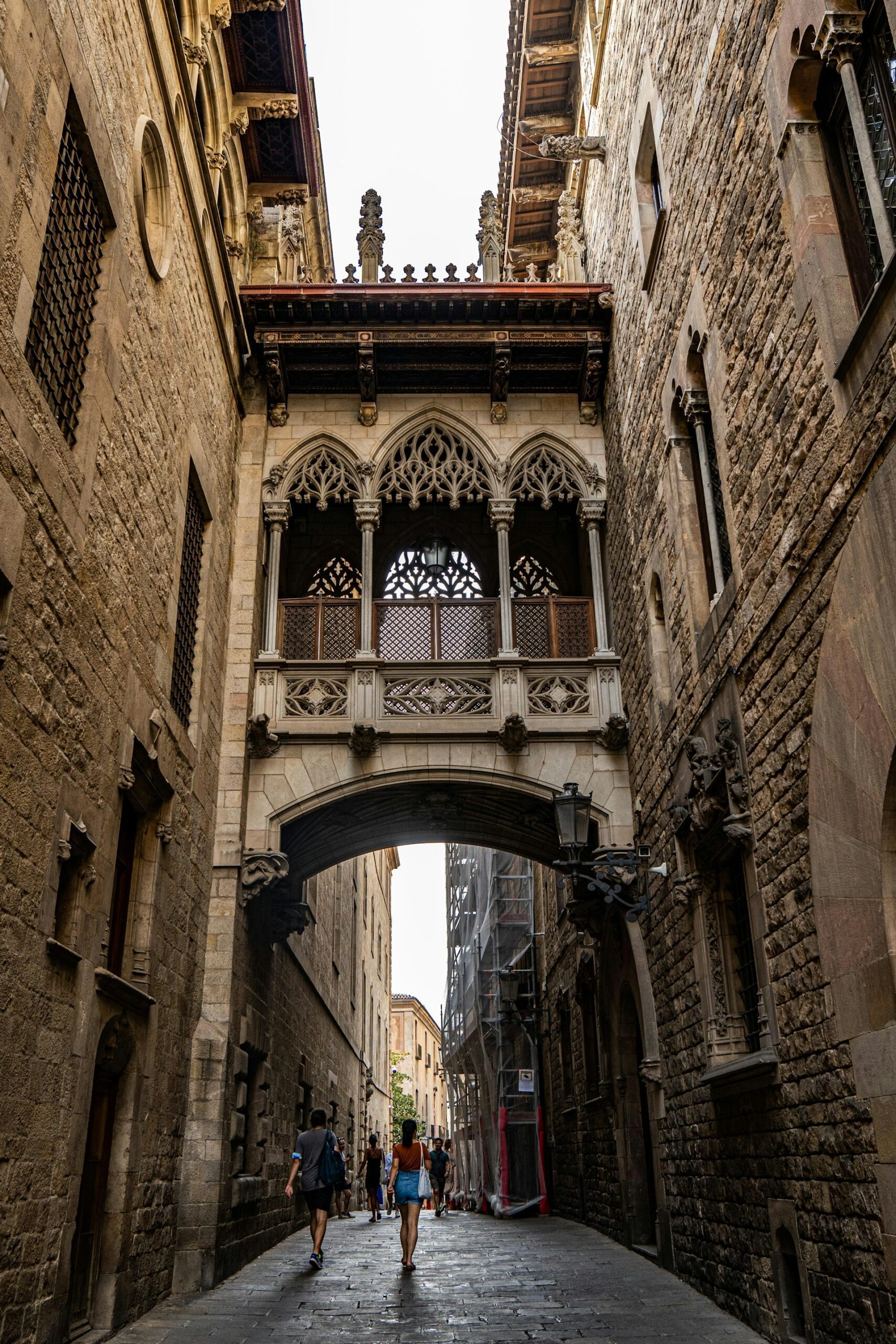 diego-allen-QJYsyitOTnQ-unsplash-scaled ✨ 15 Razões para Visitar Barcelona: Uma Cidade que Encanta em Cada Esquina ✨
