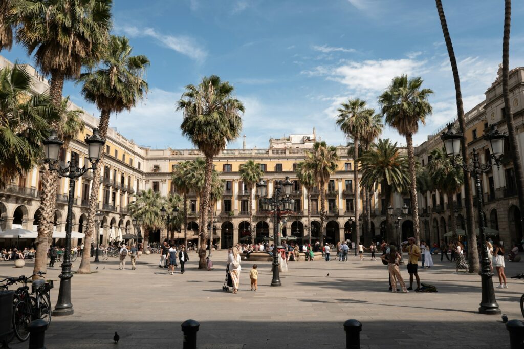 gene-hiew-AX4WxempMcE-unsplash-1024x682 🌍 Melhor Época para Visitar Barcelona: Guia por Estações e Meses