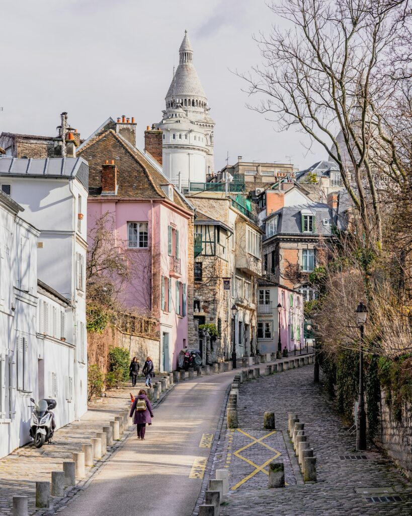 jeff-frenette-NLrBr0KQRLg-unsplash-819x1024 🗼15 Razões para Visitar Paris e Se Apaixonar Pela Cidade Luz