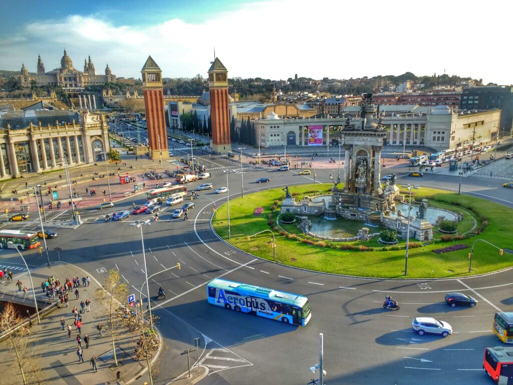 marco-montero-pisani-MiPMUxKXE04-unsplash-1024x768 ✨ 15 Razões para Visitar Barcelona: Uma Cidade que Encanta em Cada Esquina ✨