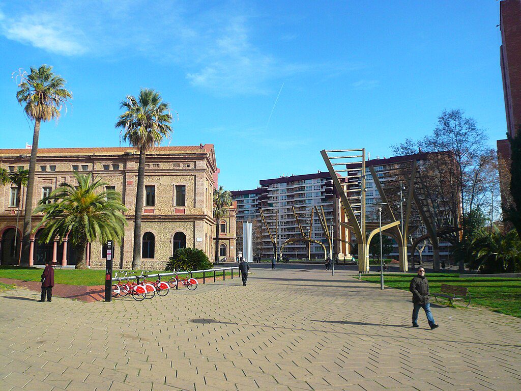 Parc_Central_de_Nou_Barris 🏙️ Melhores bairros em Barcelona para viver com estilo, conforto e autenticidade
