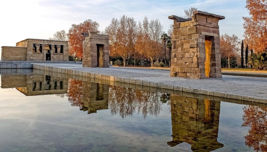 spain-1849573_1280-1024x585 🏙️ 15 Razões para Visitar Madrid: A Alma Vibrante da Espanha