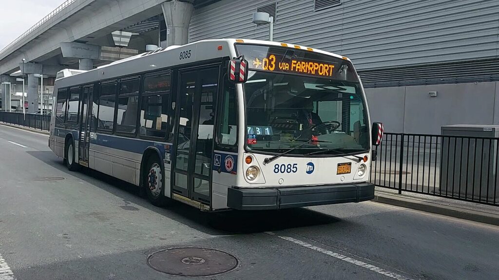 1280px-Q3_JFK_terminal_8-1024x576 🛬 Aeroportos de Nova York: tudo o que você precisa saber antes de aterrissar