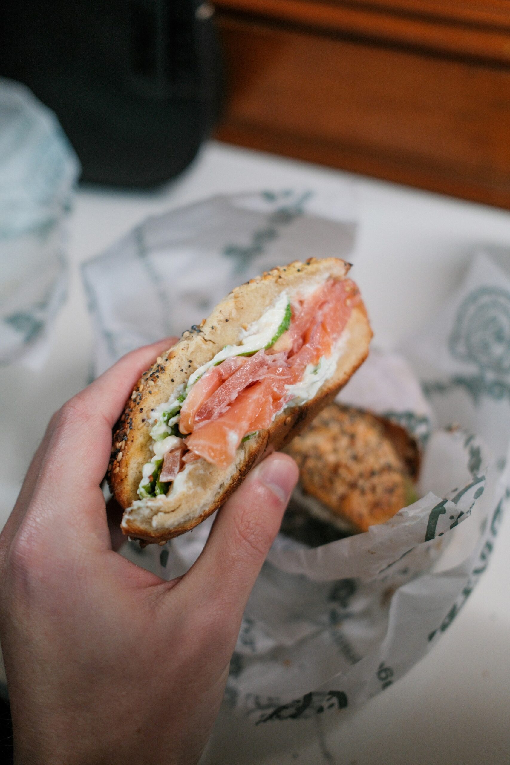 luke-scarpino-tU76z2lYvgs-unsplash-scaled Comidas Típicas de Nova York: Explore a Diversidade Gastronômica da Cidade